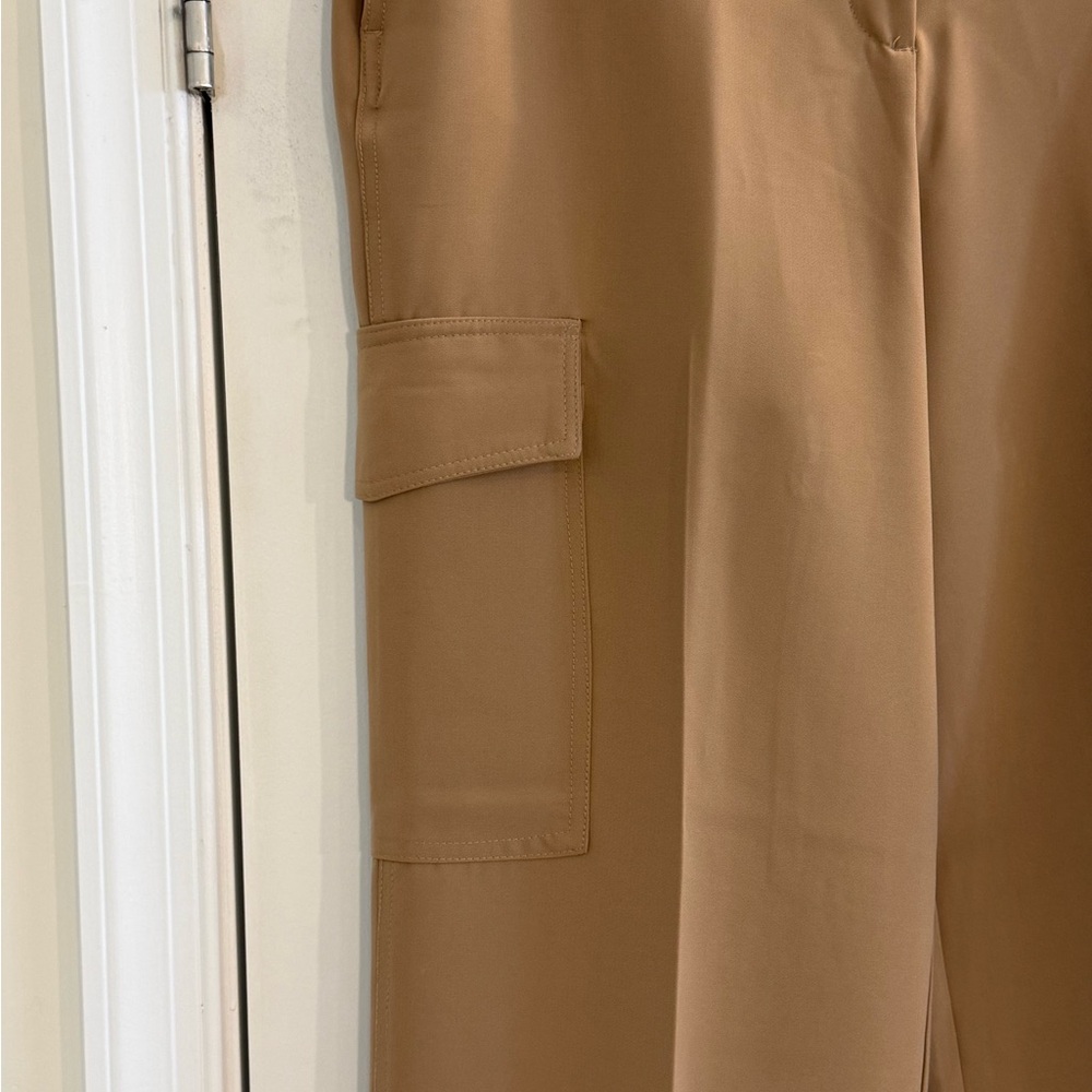 Belle Vere Wide Leg Tan Cargo Dress Pants - Women’s Size 8 - Picture 6 of 11
